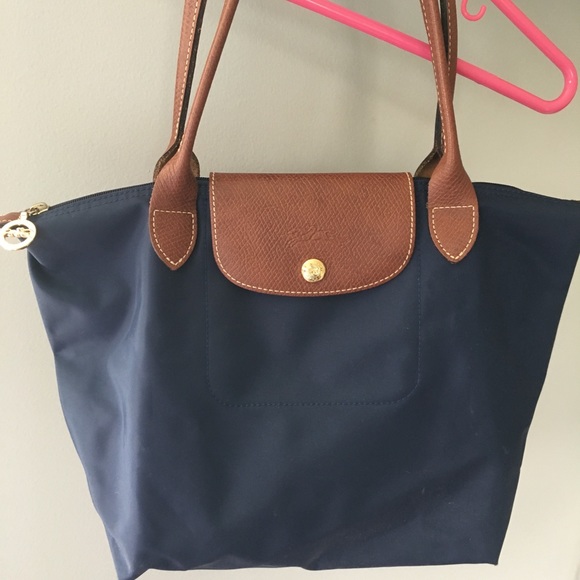 Longchamp Handbags - Medium sized Longchamp tote